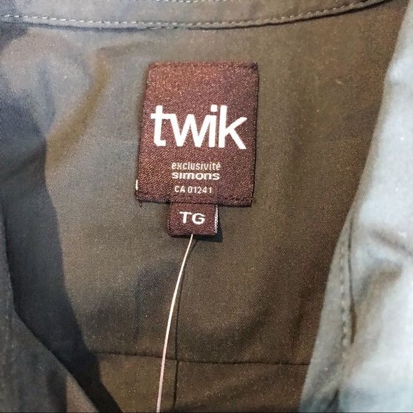 Forest Green Twik Dress Shirt 💚 - Picture 5 of 5